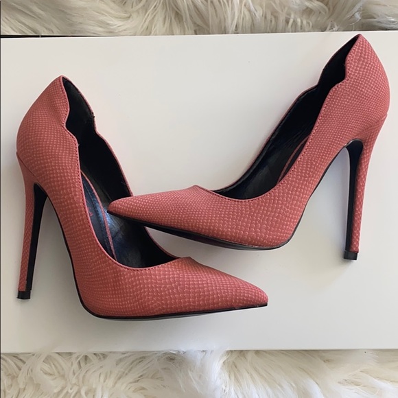 Coral heels snake print heels - Picture 4 of 6